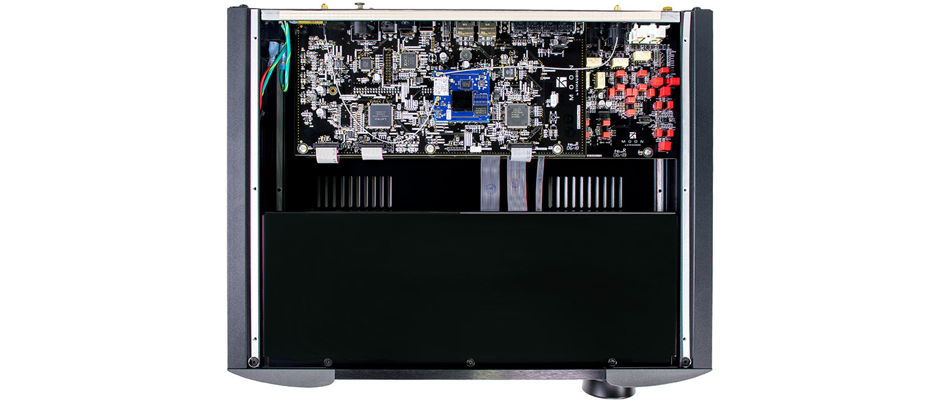 Moon by Simaudio High end Network Player - 390 Network Player (2-Tone)