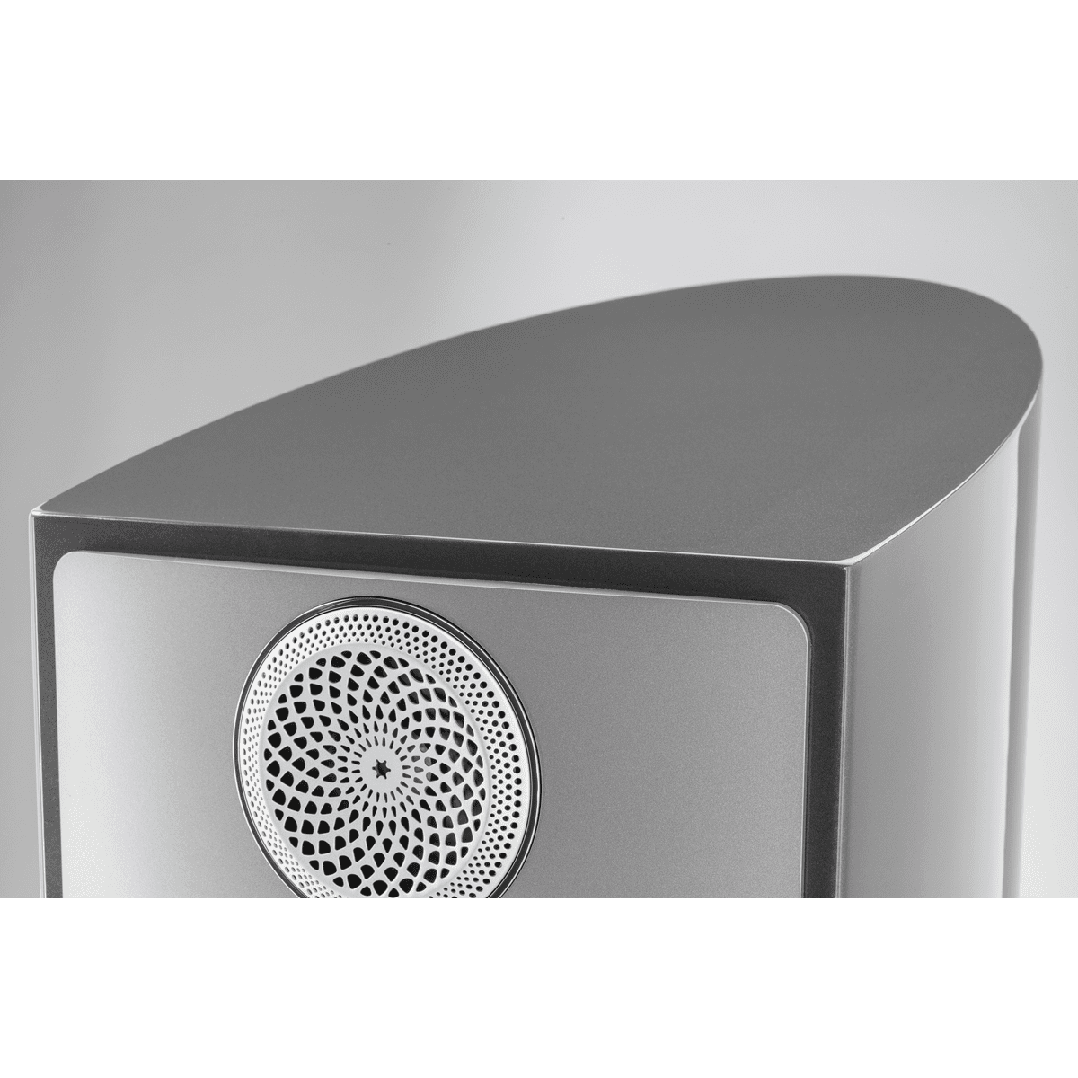 Paradigm Persona Series Floorstanding Speakers In Metallic Silver - 9H